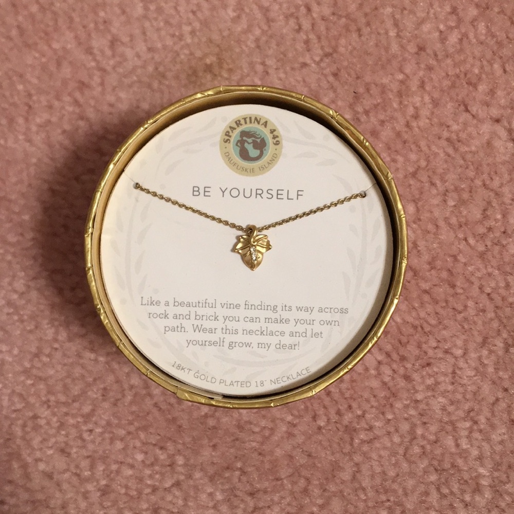 Spartina necklace